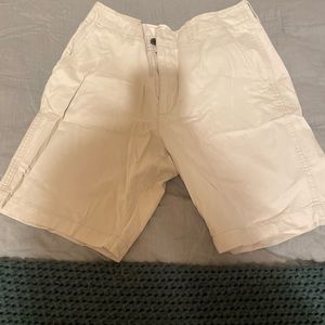 Men’s American Eagle Khaki Shorts